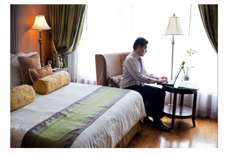 Hotel Celeste Makati Makati City Ngoại thất bức ảnh