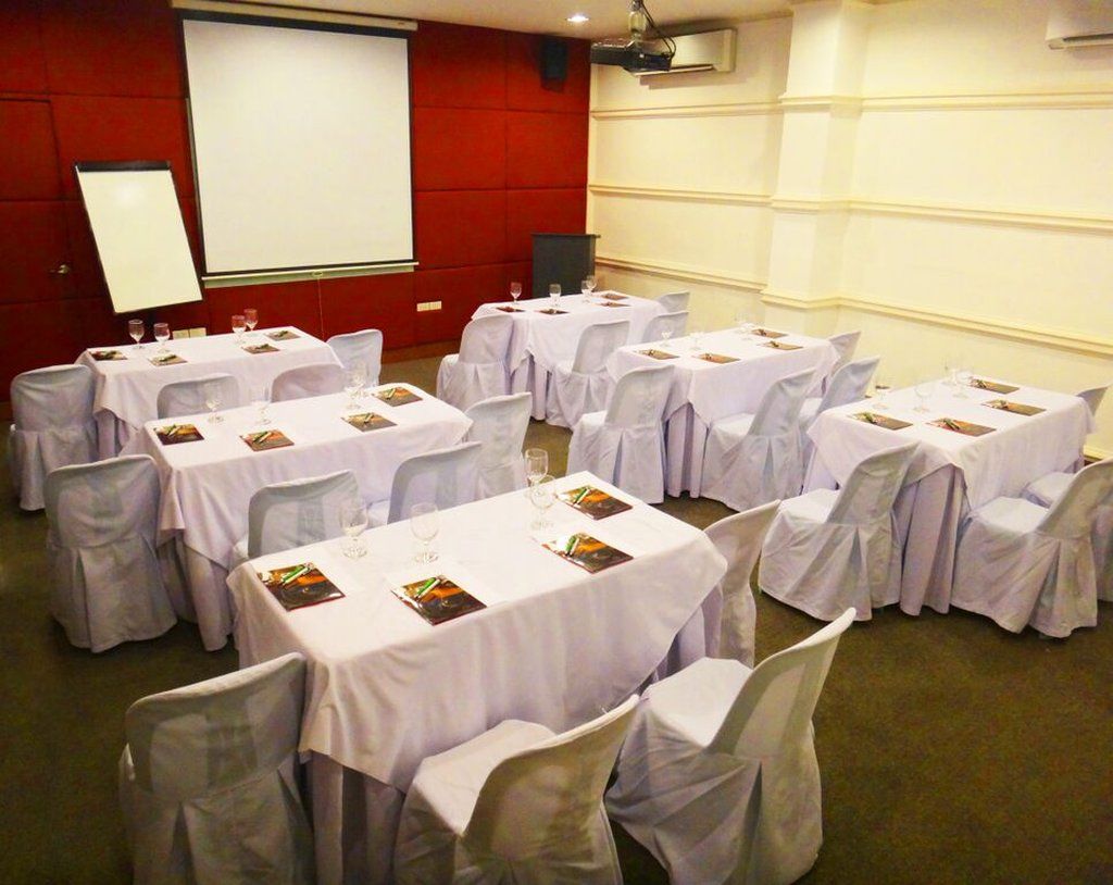 Hotel Celeste Makati Makati City Ngoại thất bức ảnh