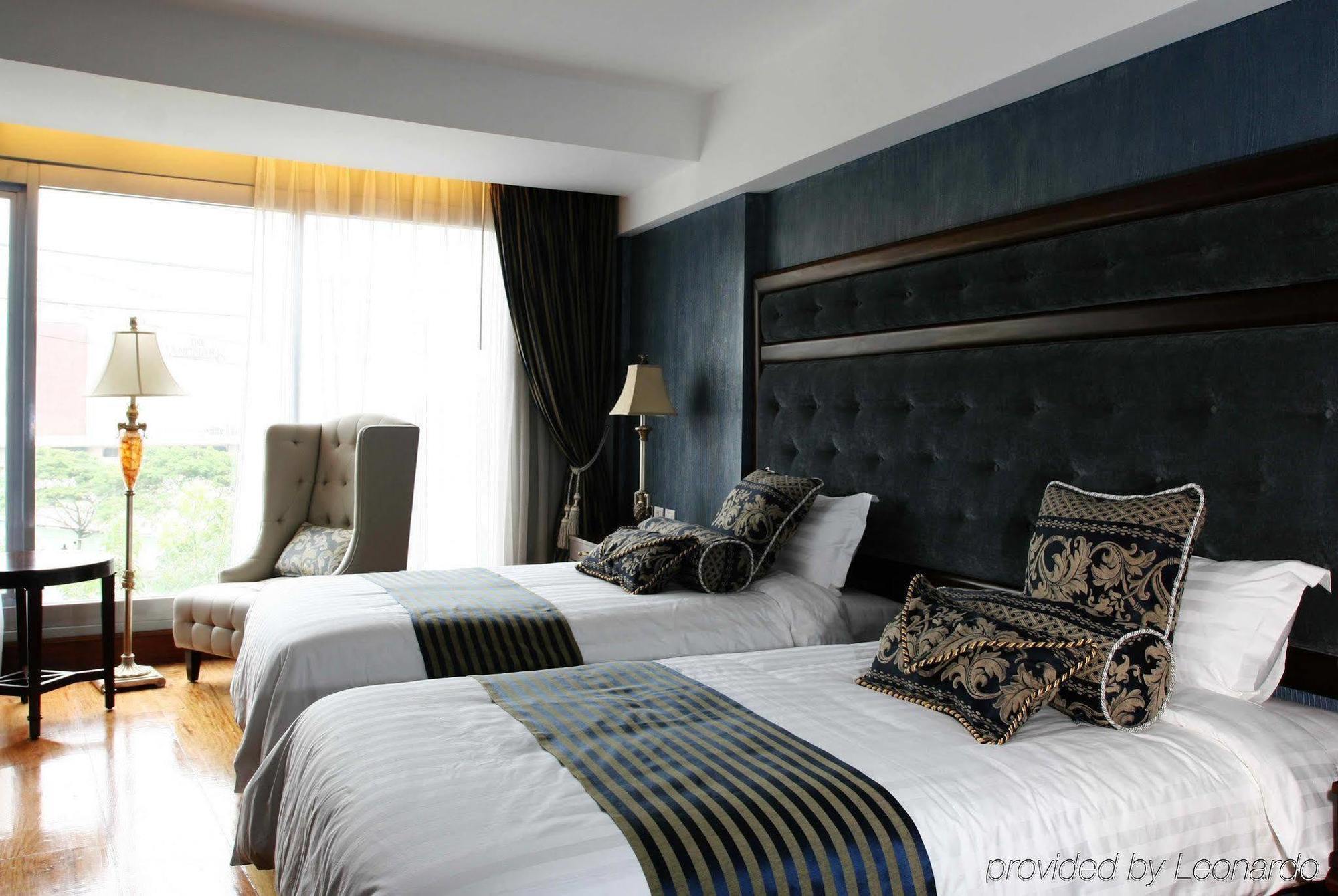 Hotel Celeste Makati Makati City Ngoại thất bức ảnh